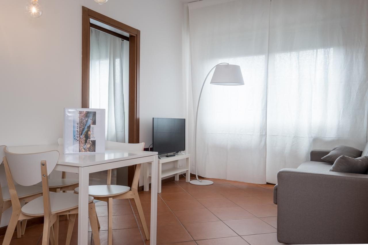 Flats4Rent Alessia Apartment เวโรนา ภายนอก รูปภาพ