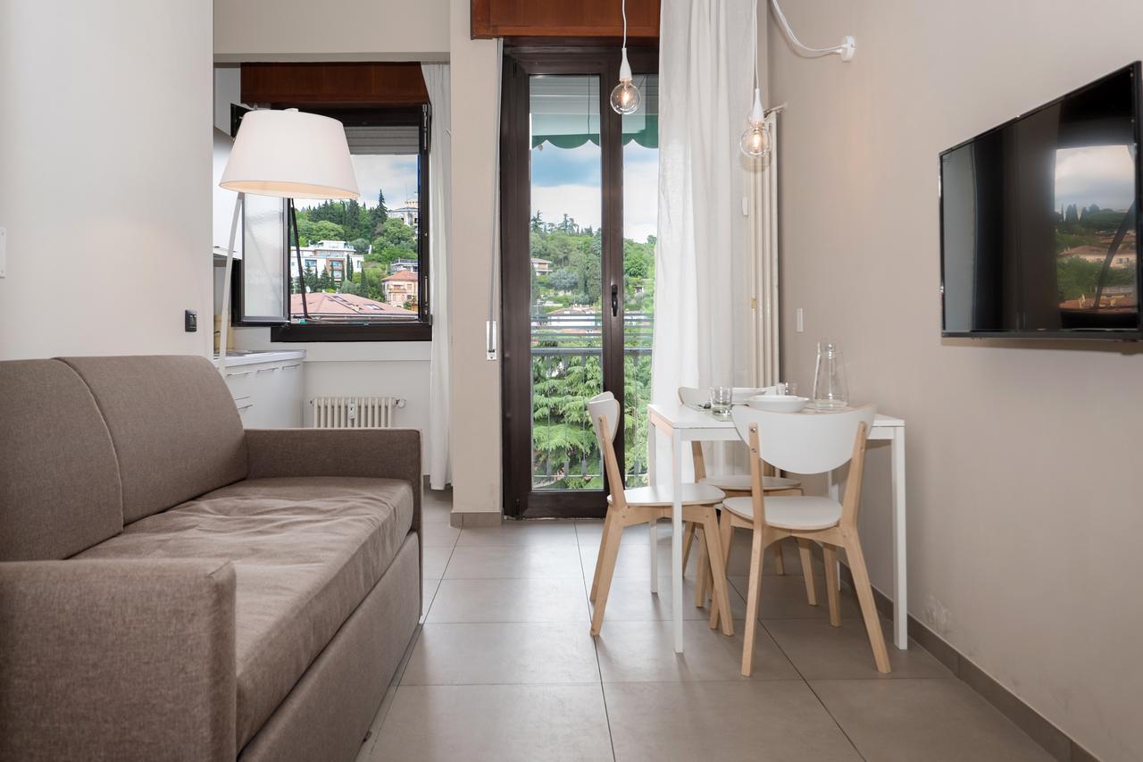Flats4Rent Alessia Apartment เวโรนา ภายนอก รูปภาพ